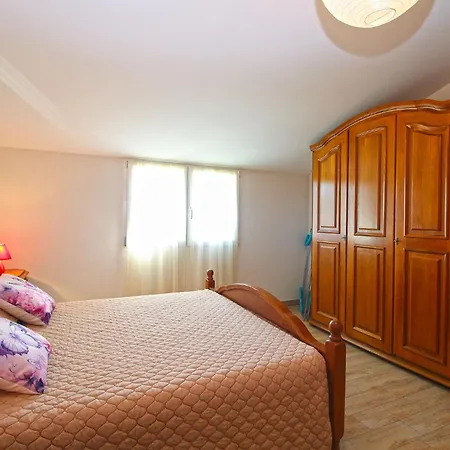 Oliva 2211 Apartment *