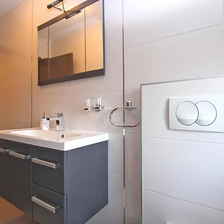 Apartment Oliva 2211 Pula